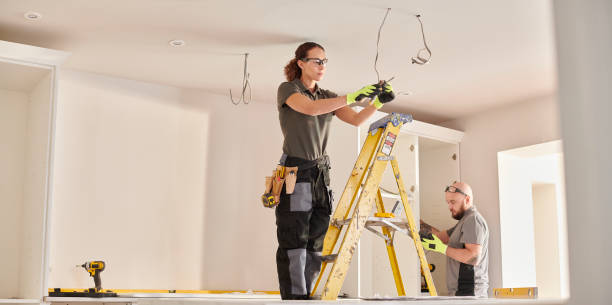 Best Licensed Electrician  in Lone Grove, OK